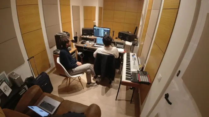 Ramón Vives en su estudio
