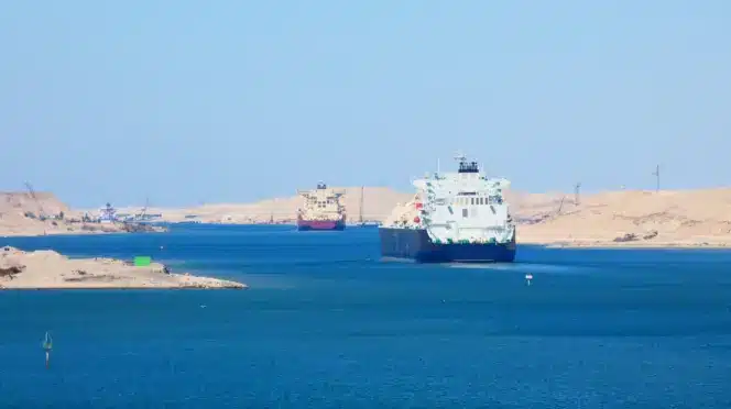 Barco en el océano