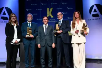 Núria Vilanova, Luis Amodio, José Luis Martínez-Almeida, Juan Antonio Pérez Simón y Paula Quinteros