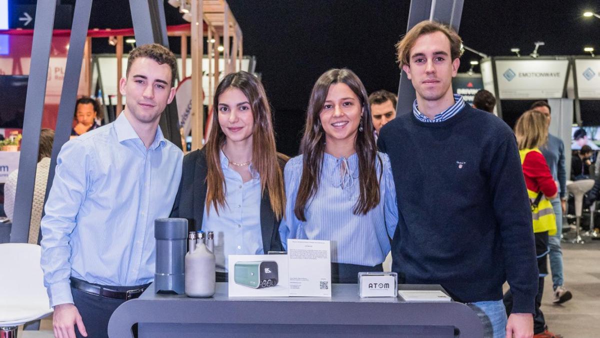 Fundadores de Atom H2