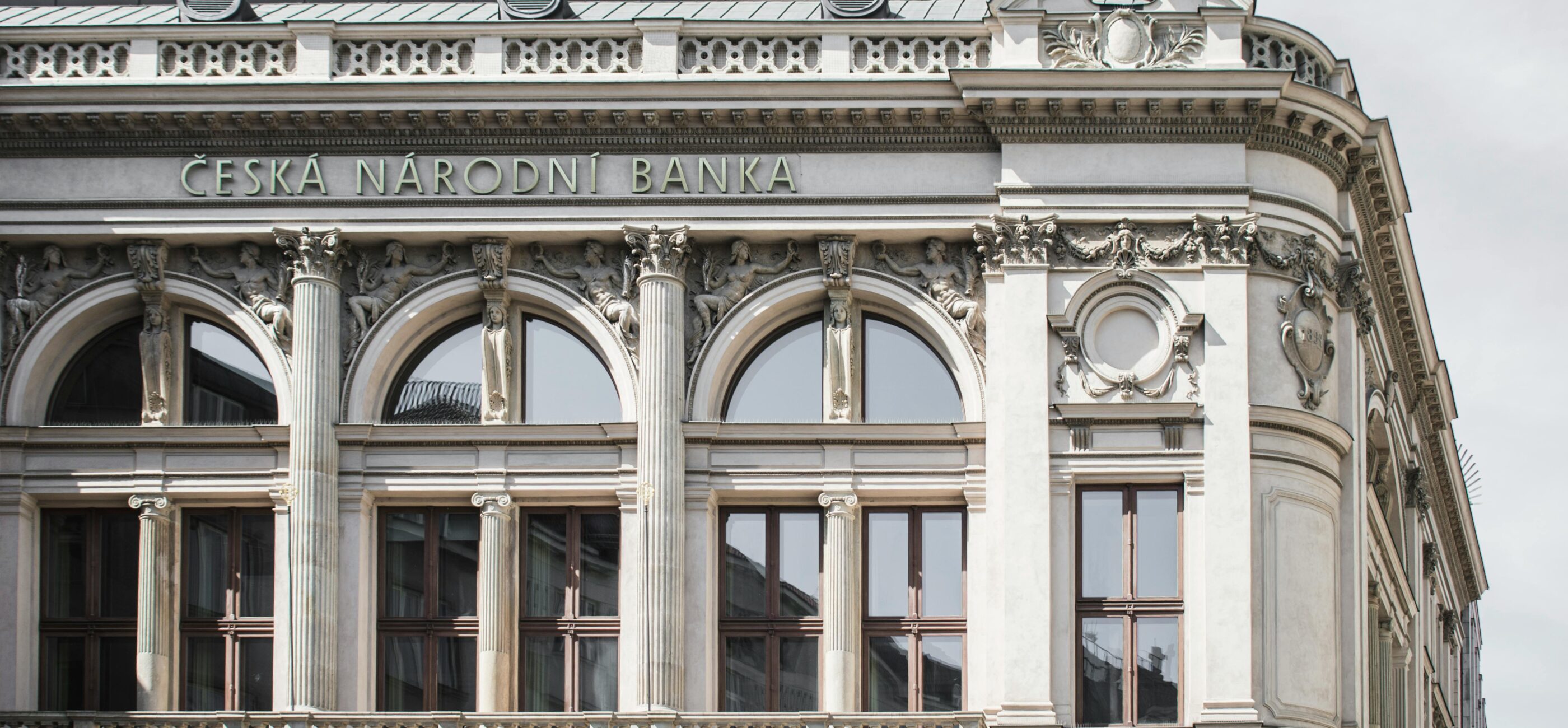 Fachada del Banco Nacional Checo