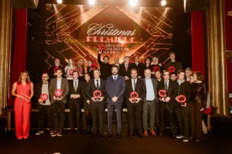 Foto de familia de los premiados
