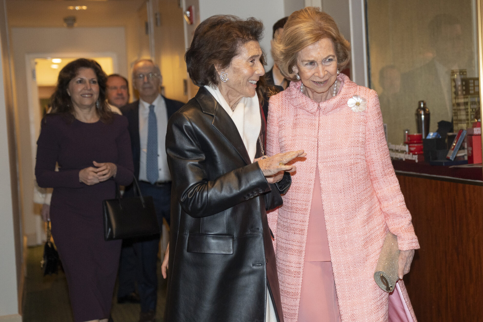 La Reina Sofía junto a Paloma O´Shea, fundadora de la escuel