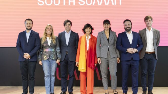 Foto de familia de la presentación del estudio