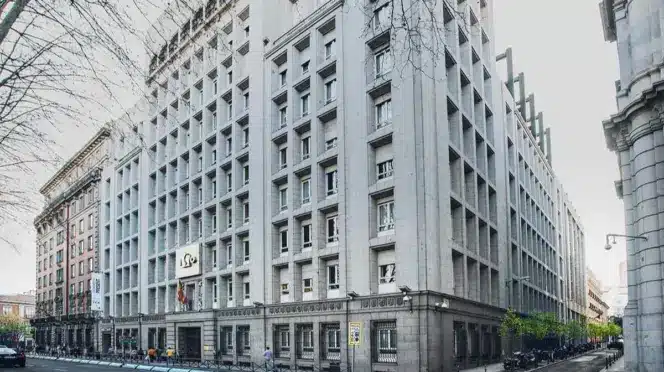 Fachada de El Instituto de Crédito Oficial (ICO)