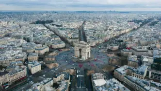 Arco del Triunfo en París, Francia