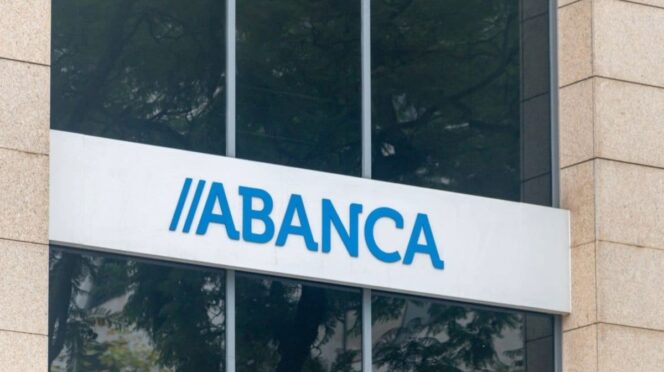 Fachada de oficinas de Abanca
