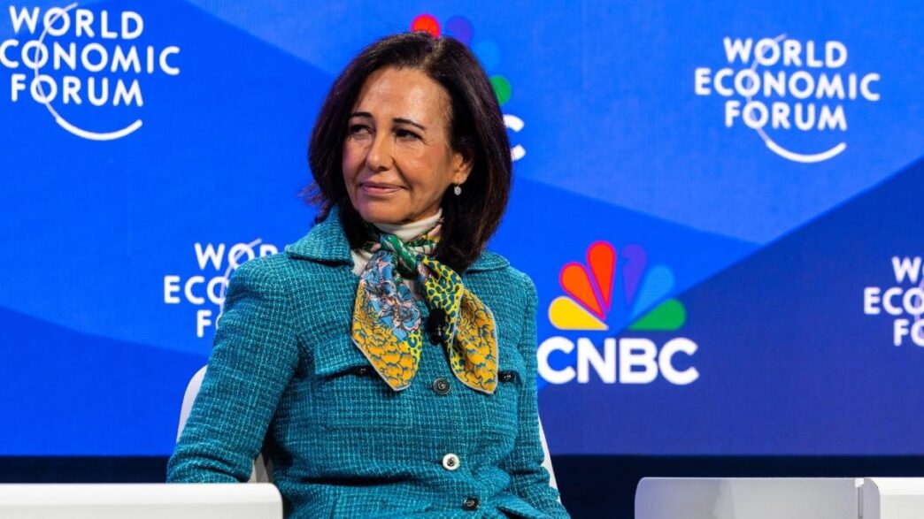 Ana Botín, presidenta de Banco Santander, en Davos