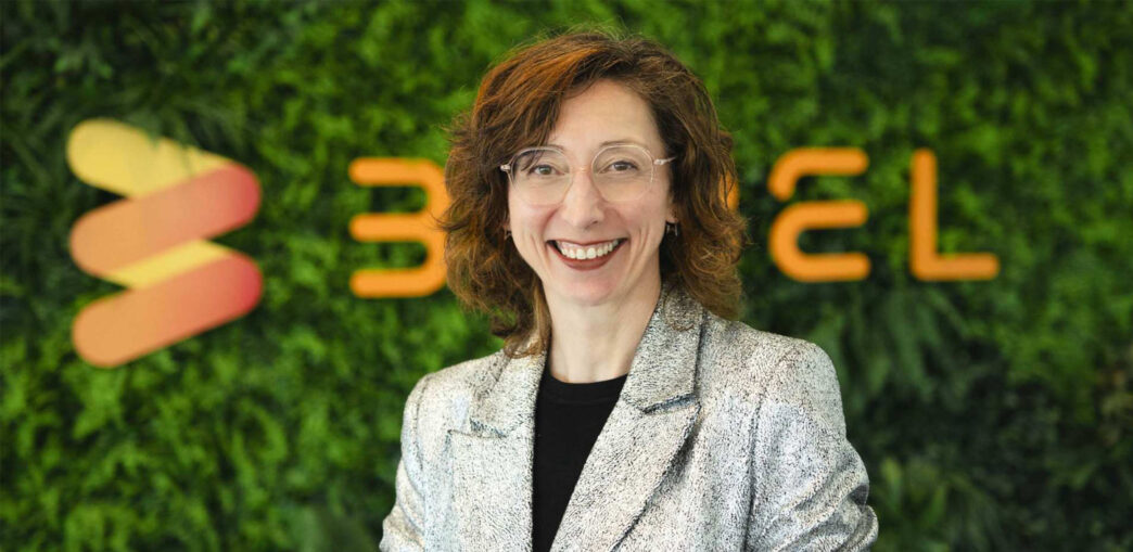 Isabel Fernandez, jurado en Ai for Good :: The Officer