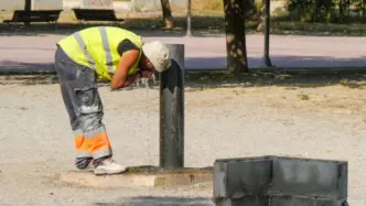 Trabajador de la construcción expuesto a riesgos