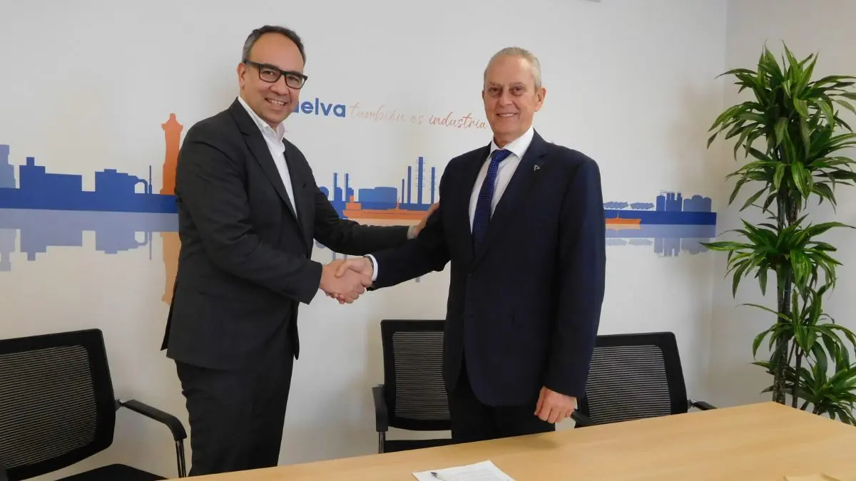 Fotografía de la firma del acuerdo