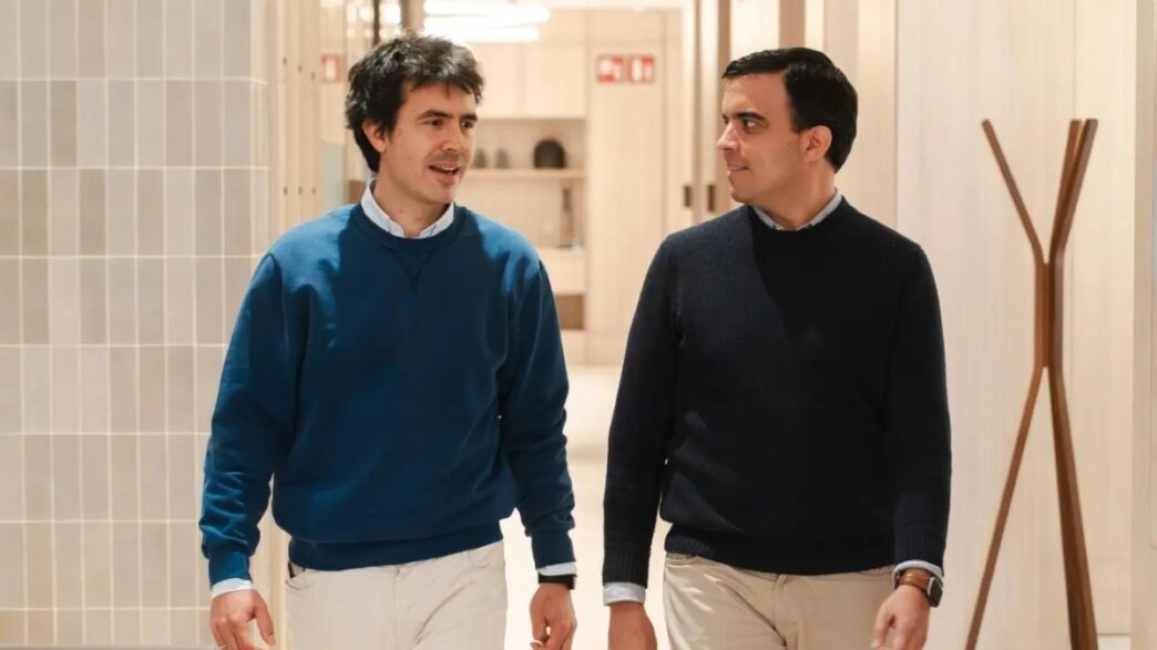 Patrik Bergareche Sainz de los Terreros y Javier Escribano, fundadores de Punto