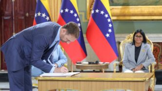 Shell firma acuerdo con Venezuela