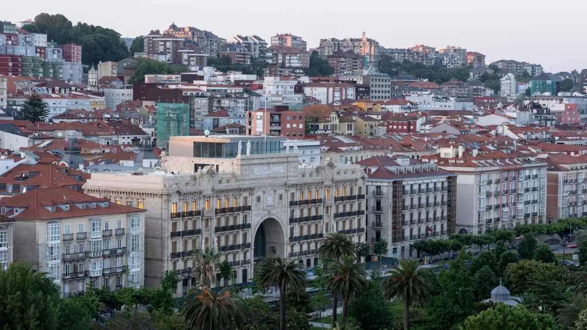 Vista del Faro Santander :: Juan Baraja