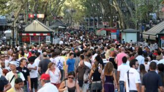 Multitud en Barcelona
