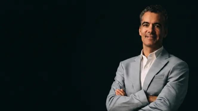Luis Ignacio Lucas, director general de Caja Rural de Aragón