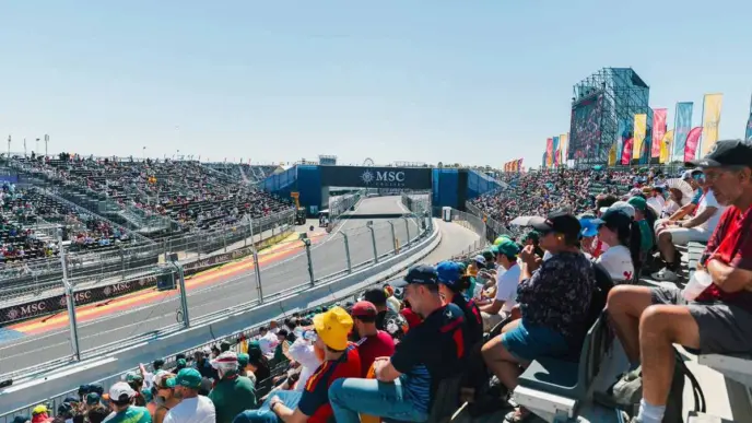 Asistentes al Gran Premio de España en Madrid